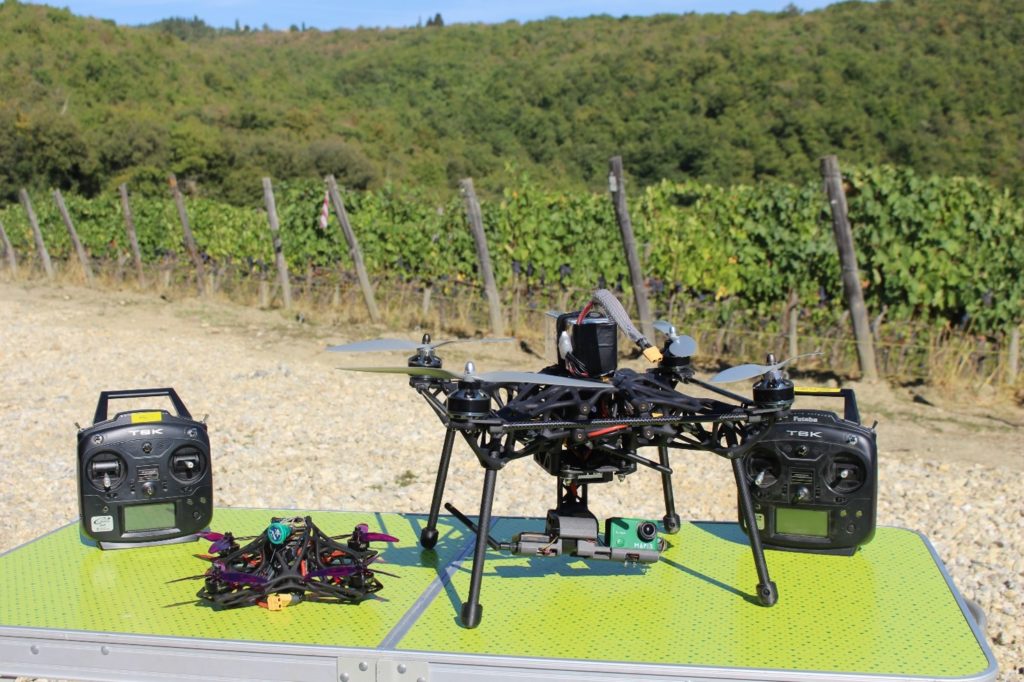 I due droni sviluppati da Sigma e utilizzati nell'attività di monitoraggio DIGIVIT: Helyx e Helyx-one